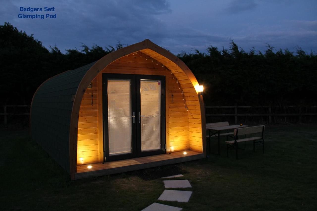 Lanterns Shepherds Huts & Glamping Happisburgh Exterior foto